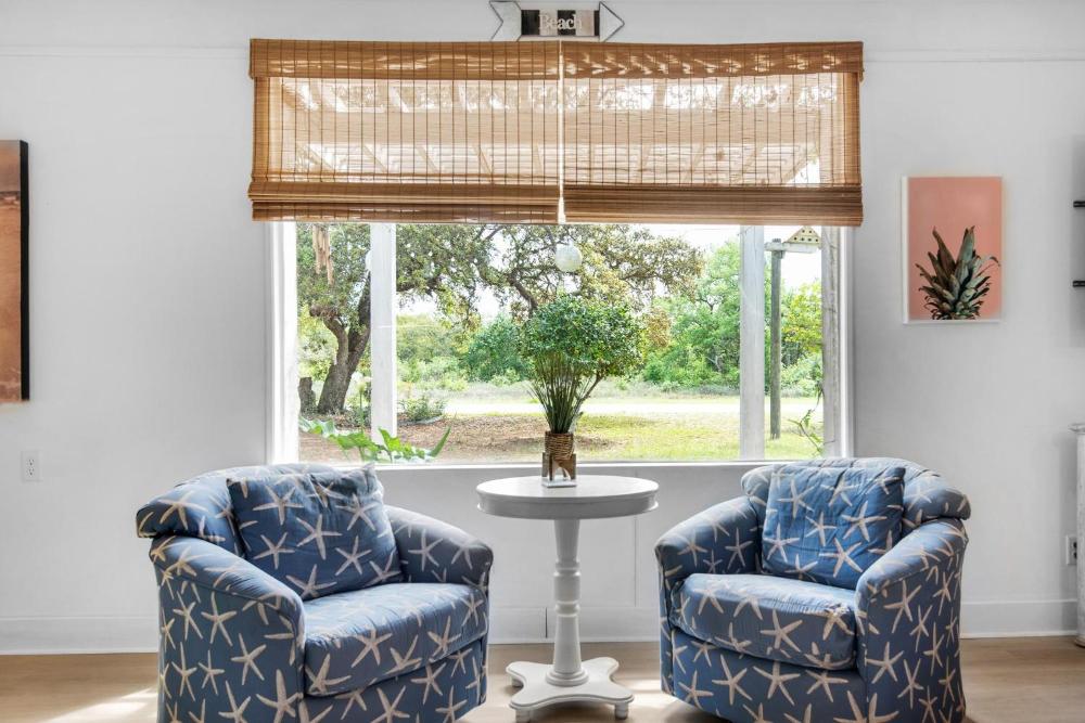 Bungalow By the Sea